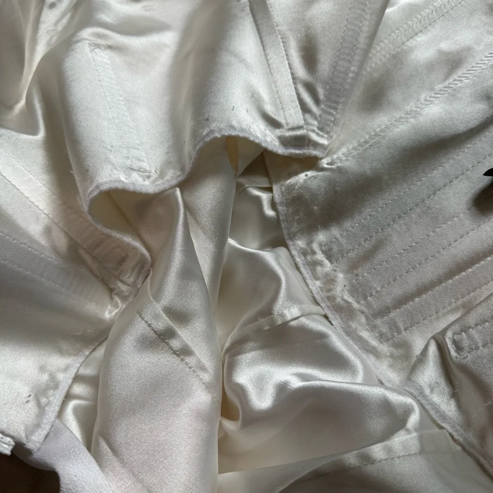 NWT Galvan London Hampshire Satin Crepe Bridal Gown - Size 10/12 - Picture 10 of 10